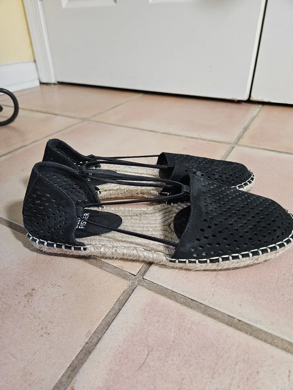 Eileen Fisher Lee 2 Espadrilles Perforated Black Nubuck